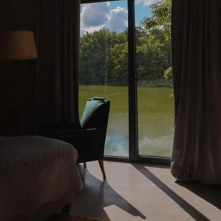 酒店 Artfolwark Wojnowo