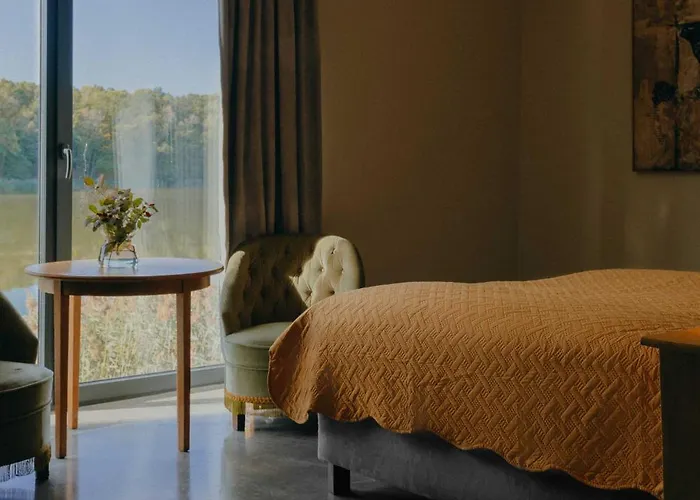 Artfolwark Wojnowo Hotel *